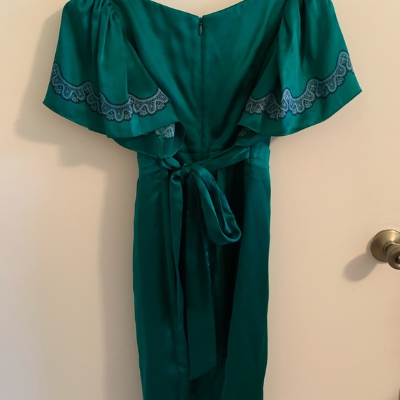 Green silk dress - Picture 4 of 4